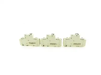 Cutler Hammer WMTC1013 1-Pole 13A Circuit Breaker Lot of 3
