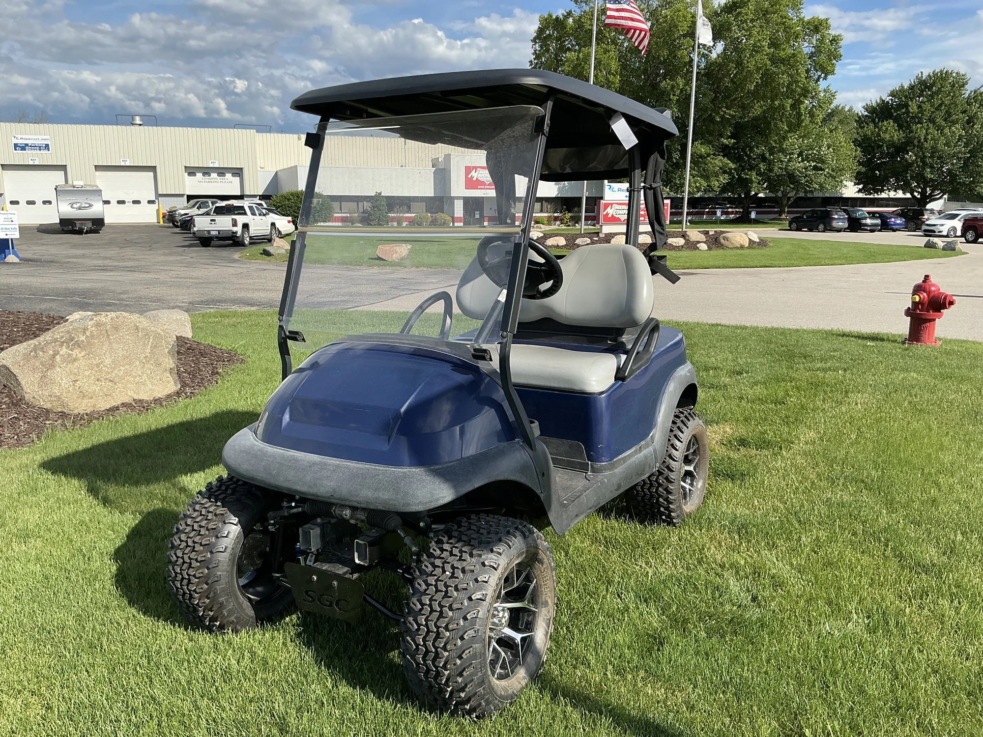 USED 2017 CLUB CAR PRESIDENT
