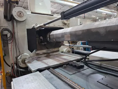 2006 MILACRON MG-1100-232 Horizontal Plastic Injection Molding Machines | JYC MACHINERY (11)