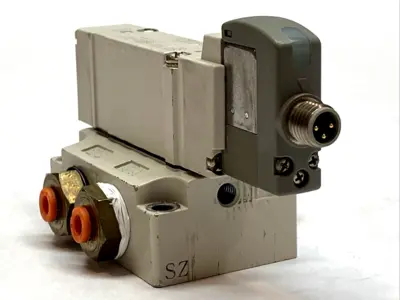 USED SMC SOLENOID VALVE 5-PORT 24VDC 1/4" BASE MOUNT
