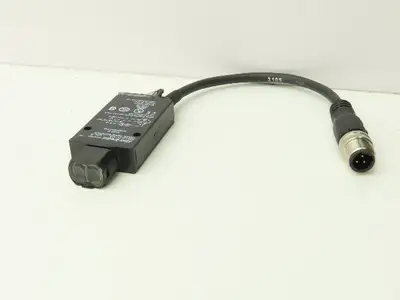 Allen Bradley 42KL-RTC-G3 Photoelectric Proximity Switch 30m Sensing Range