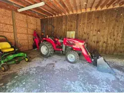 Used 2023 MASSEY FERGUSON 2860E Utility Tractors Pennsylvania US | Iron Exchange Equipment Solutions #1414151