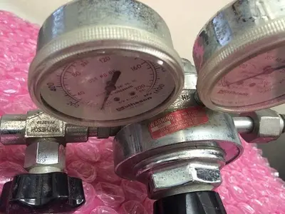 MATHESON 3104A580 GAS REGULATOR