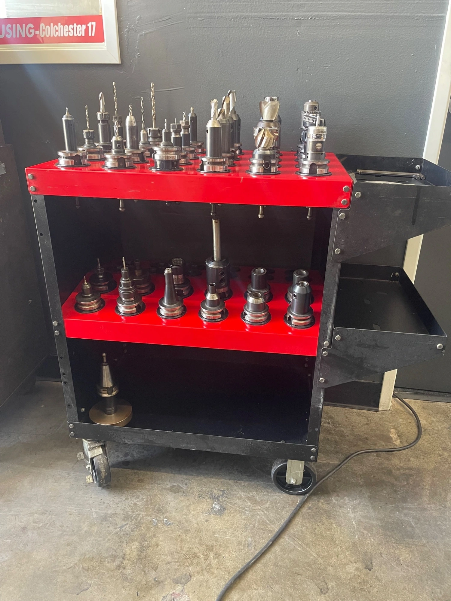 USED TOOLING ASSORTED