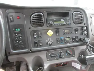Used 2014 FREIGHTLINER M2 Septic/Sewer/Vacuum Trucks Manitoba CA | Conquest Truck & Auto Sales #1421318
