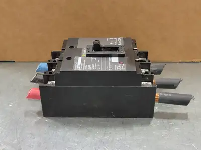 USED SQUARE D QBL32200