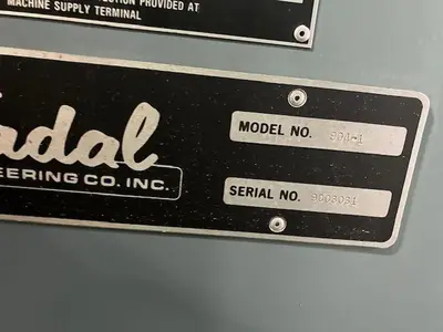 USED 1990 FADAL VM40