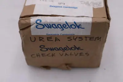 BOX OF 5 - Swagelok SS-8CP5-1 Stainless Steel 1-Piece Poppet Check Valve #GF169
