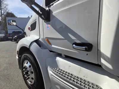USED 2018 PETERBILT 579