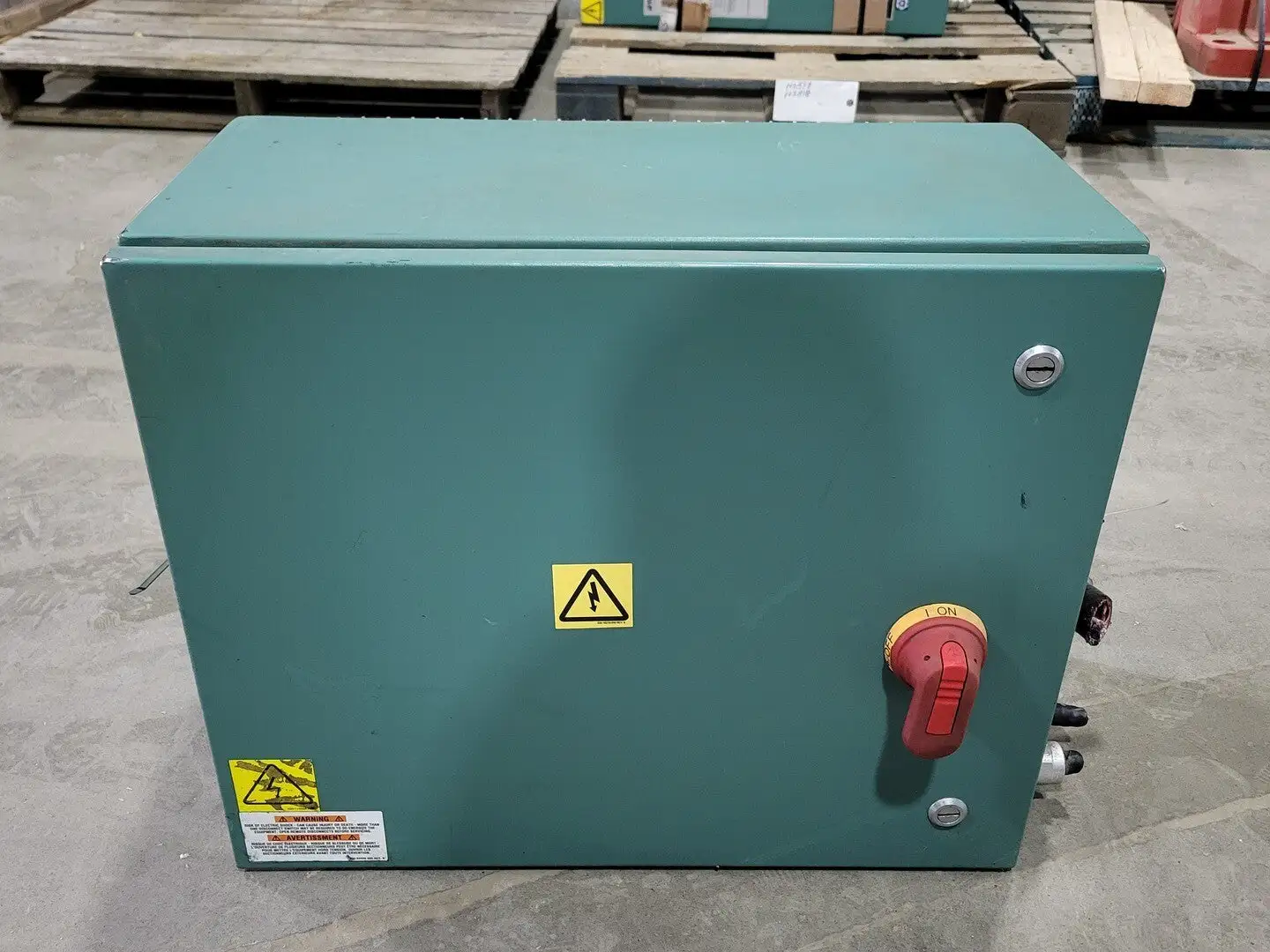 Control Panel w/ 2.0 KVA Transformer 9TB1B0156, 40A, 600V Disconnect Switch