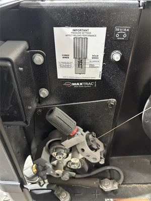 Used LINCOLN "POWERMIG 260" Mig Welders Texas US | MachineryMax #1488347