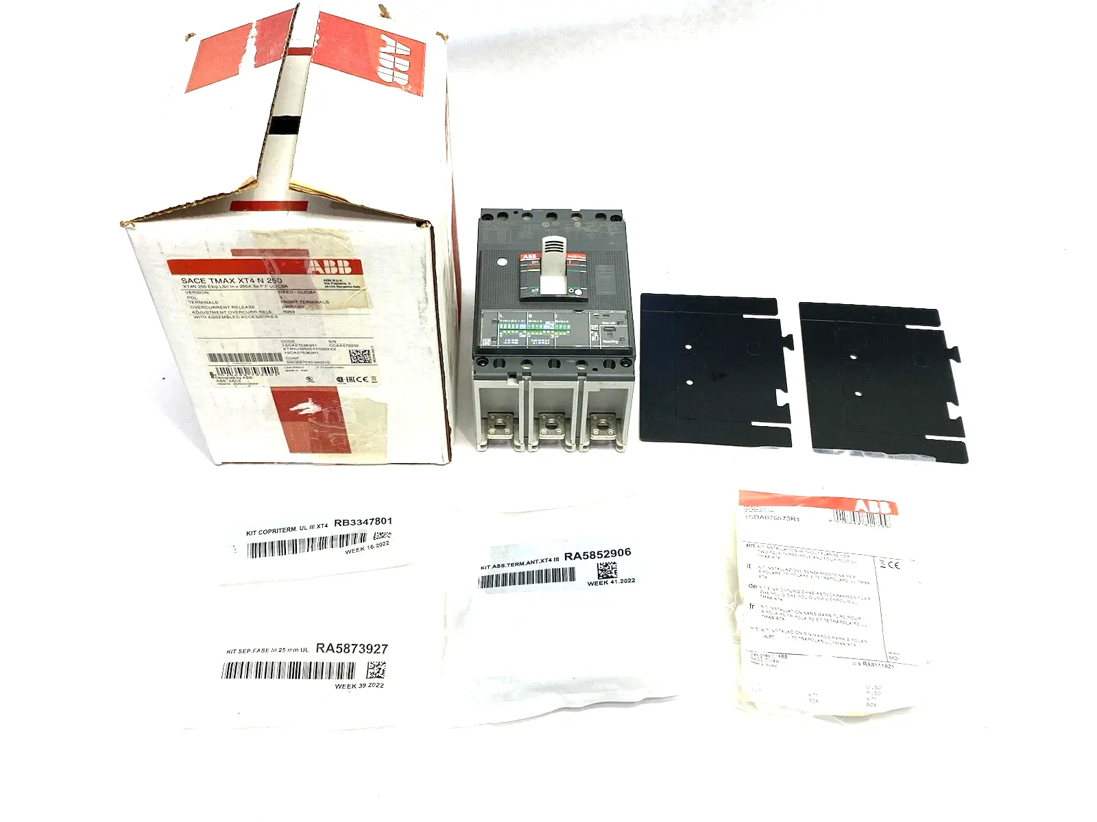 USED ABB SACE TMAX CIRCUIT BREAKER XT4N 250 EKIPLS/I IN=250A3PFFUL/CSA