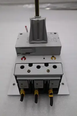 Moeller NZM7-40N 40 Amp 480V 50/60HZ Circuit Breaker  STOCK 5332