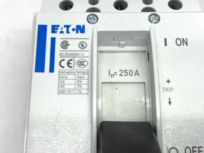 USED EATON MOLDED CASE CIRCUIT BREAKER 3-POLE 250A