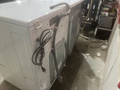 Used LG WASHER AND LG TROMM GAS DRYER FRONT LOAD Washers Michigan US | Miedema Asset Management Group #1344922