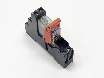 Used Weidmüller SRC-1 2CO 8869490000, RC1424AC4 8870180000 Relays & Switches Michigan US | Maverick Industrial Sales #1493876