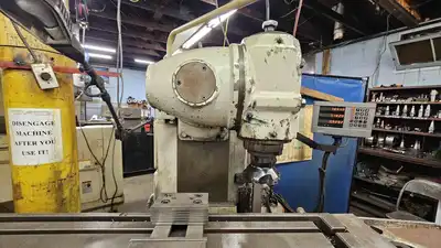 Used LAGUN FU-1400 Universal Mills Ontario CA | Avo's Machinery Equipment Inc. #1319116