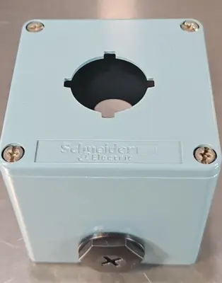 SCHNEIDER ELECTRIC XAPM1601 Control Station Enclosure loc4B12