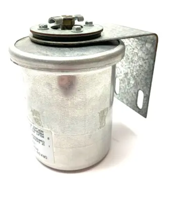 USED JOHNSON CONTROLS A-4000-145 W/MOUNTING BRACKET AND DRAIN COCK