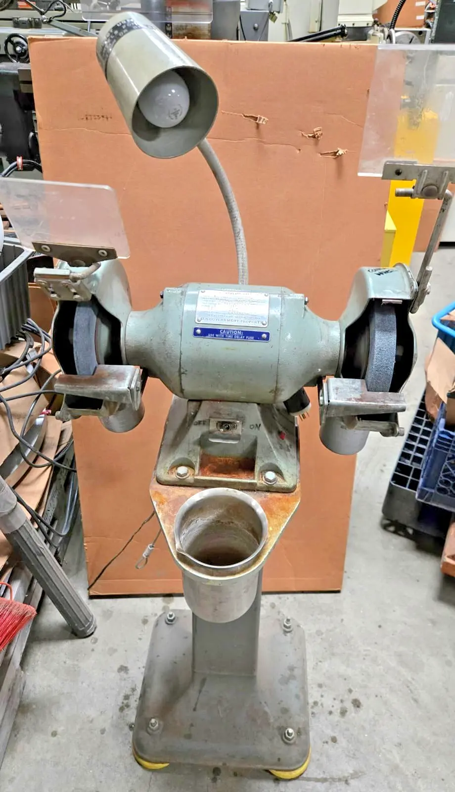Heavy Duty Bench Grinder Size 8" on pedestal 3/4HP 115V USA Made