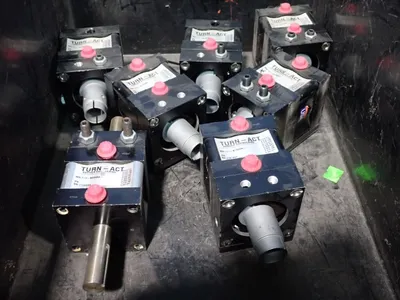 Turn-act Tool Holders
