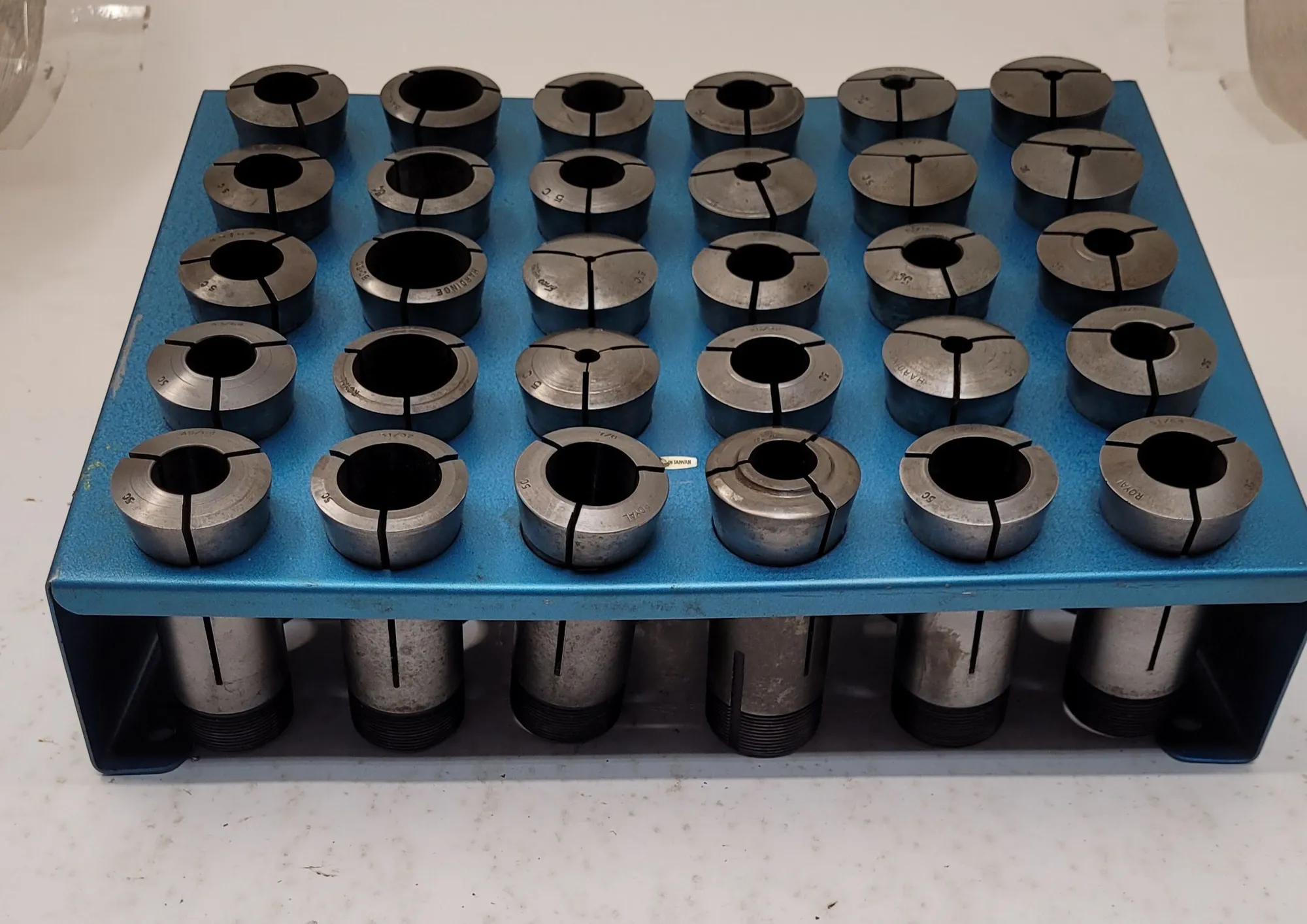 Unspecified 5C Collet Set of 30 – Various Sizes w/ Base
