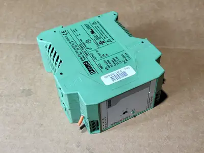 USED PHOENIX CONTACT 2938756