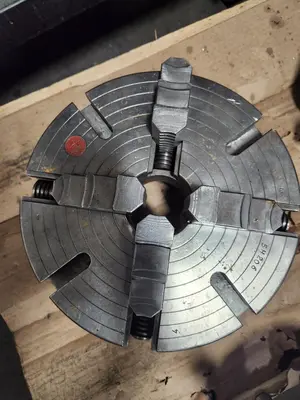 Tooling & Accessories, Lathe Chucks