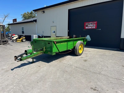 JOHN DEERE 34 Manure Spreader | County Equipment Company LLC (1)