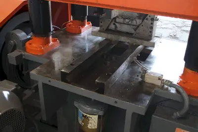 25 TON SAMCO 4 POST MECHANICAL CUT OFF PRESS. STOCK # 0313723