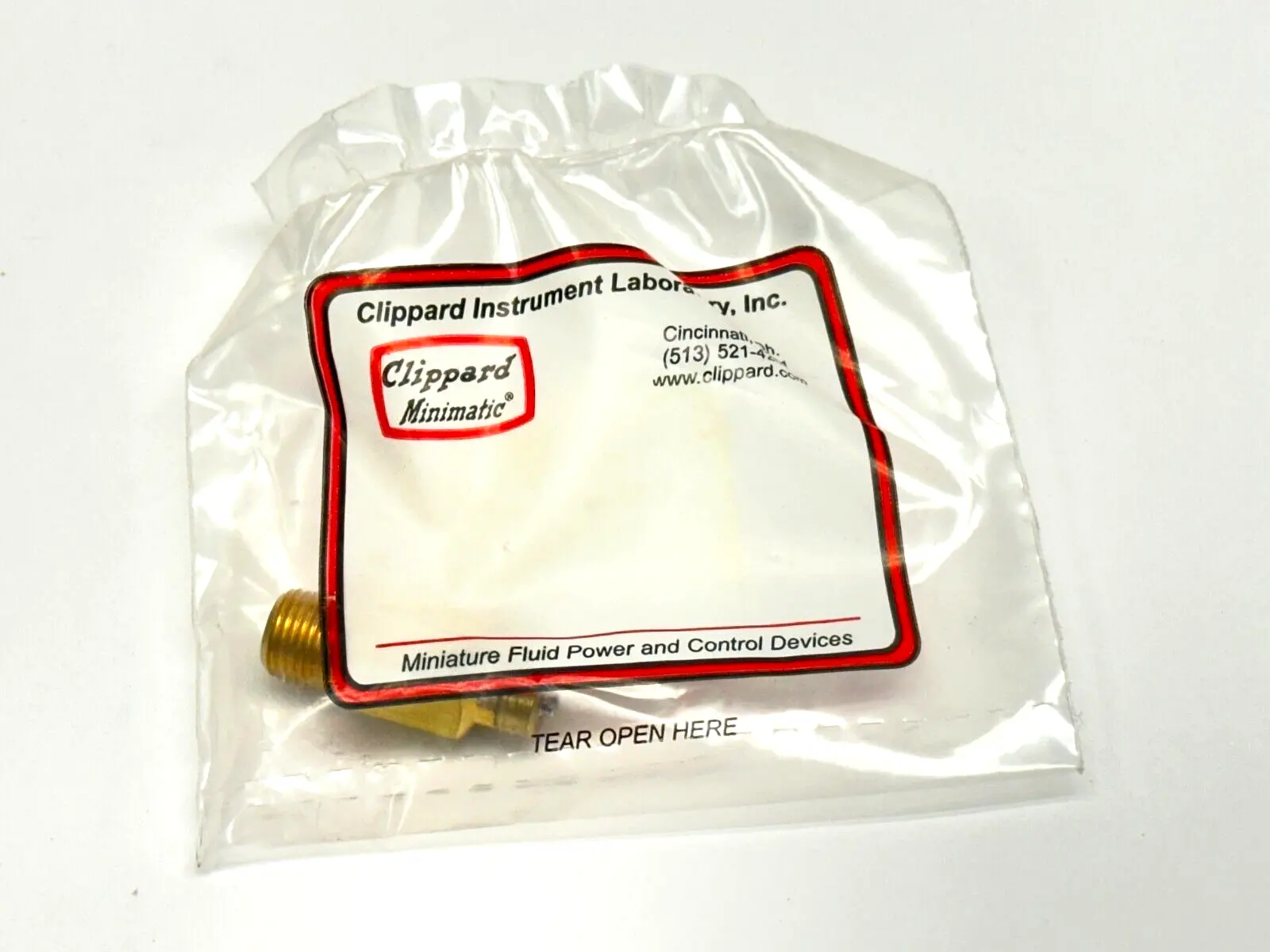 MNV-1P | Clippard  Adjustable Control Needle Valve 1/8" NPT Inlet #10-32 Outlet - New