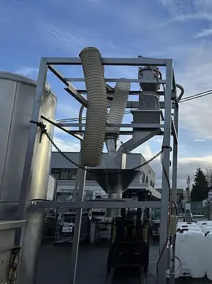 Vac-U-Max Vacuum Loader