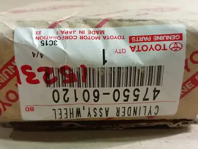NEW TOYOTA 47550-60120