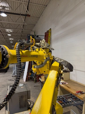 2019 FANUC R2000iC/165F 6 Axis Robots | K.B. Industries LLC (4)