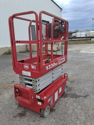 USED 2020 MEC 1330SE