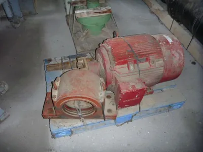 KHD HUMBOLD WEDAG S3-2 Centrifuge - Decanter | Perry Equipment (4)