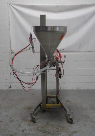 Used 1999 UNIFILLER UNIVERSAL 1000 Depositors California US | BakeryEquipment.com #1554777