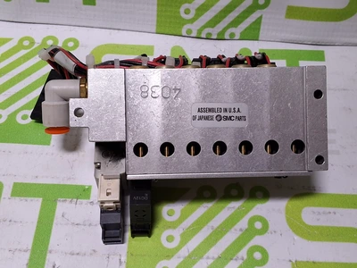 SMC PNEUMATIC 7X SOLENOID VALVE MANIFOLD VQZ235-6LO WITH 7 PORTS