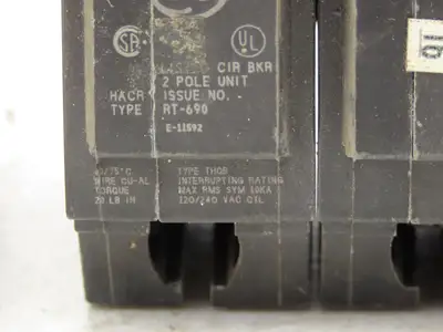 General Electric THQB2120 Bolt-On Circuit Breaker 20A 240V 2 Pole 1PH Lot of 7