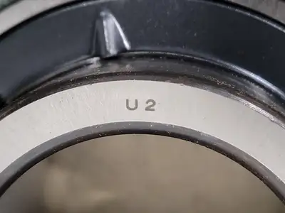 NEW NTN UC211-200