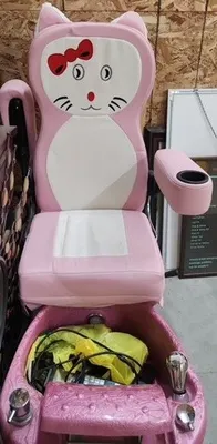 Used 2013 LUX 100 Salon & Spa (Misc) Wisconsin US | Then & Now Thrift Store #1321592