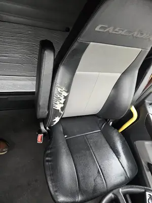 Used 2022 FREIGHTLINER CASCADIA 116 Conventional trucks California US | Ben Kaplan Equipment #1419683