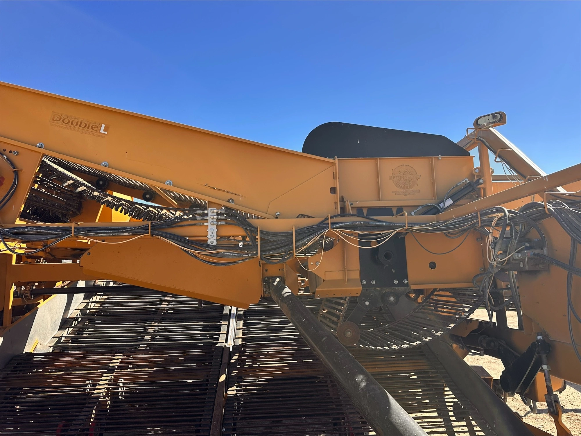 Used _UNKNOWN_ _UNKNOWN_ Self-propelled Harvesters Idaho US | Tri-Steel Manufacturing #1557213