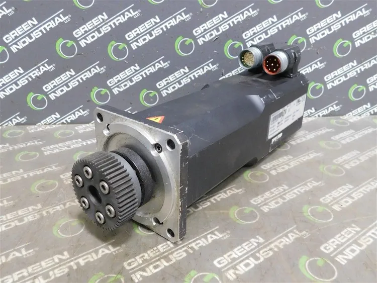 Used _UNKNOWN_ 8MSA3X.E0-31 Servo Motors | Green Industrial #673206