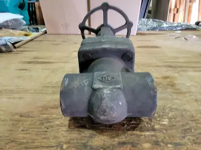 USED DALIAN VALVE FACTORY API 602