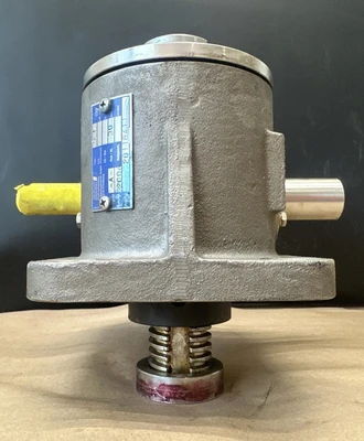 NEW PFAFF 5-L