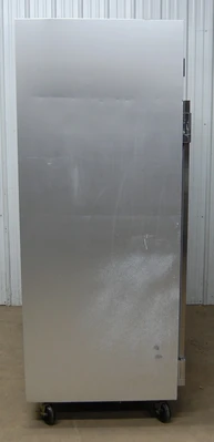 142-1121 Traulsen G31011 Reach In Stainless Steel 3 Door Freezer