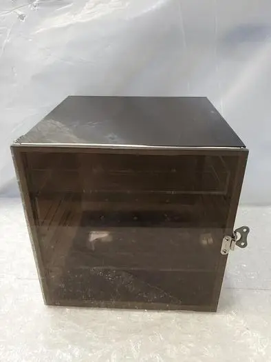 DESICCATOR CABINET