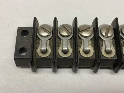 USED JONES 4