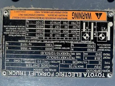 Used TOYOTA 8FBCU30 Misc Forklifts Illinois US | Somerset Equipment Sales #1542942